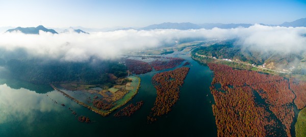 青龙湾原生态旅游度假区（AAAA）